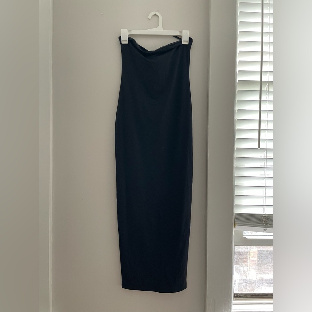 Forever 21 Strapless Black Dress